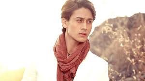 Latest hd Tiger Shroff image photos pictures your free download 21