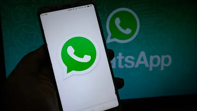 💥 आपका WhatsApp चोरी-छिपे कोई और (Use) चला रहा है? ऐसे करें तुरंत चेक और बचाएं अपनी Privacy! 🔥