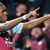 Benteke dá show e Aston Villa arrasa o Sunderland jogando em casa