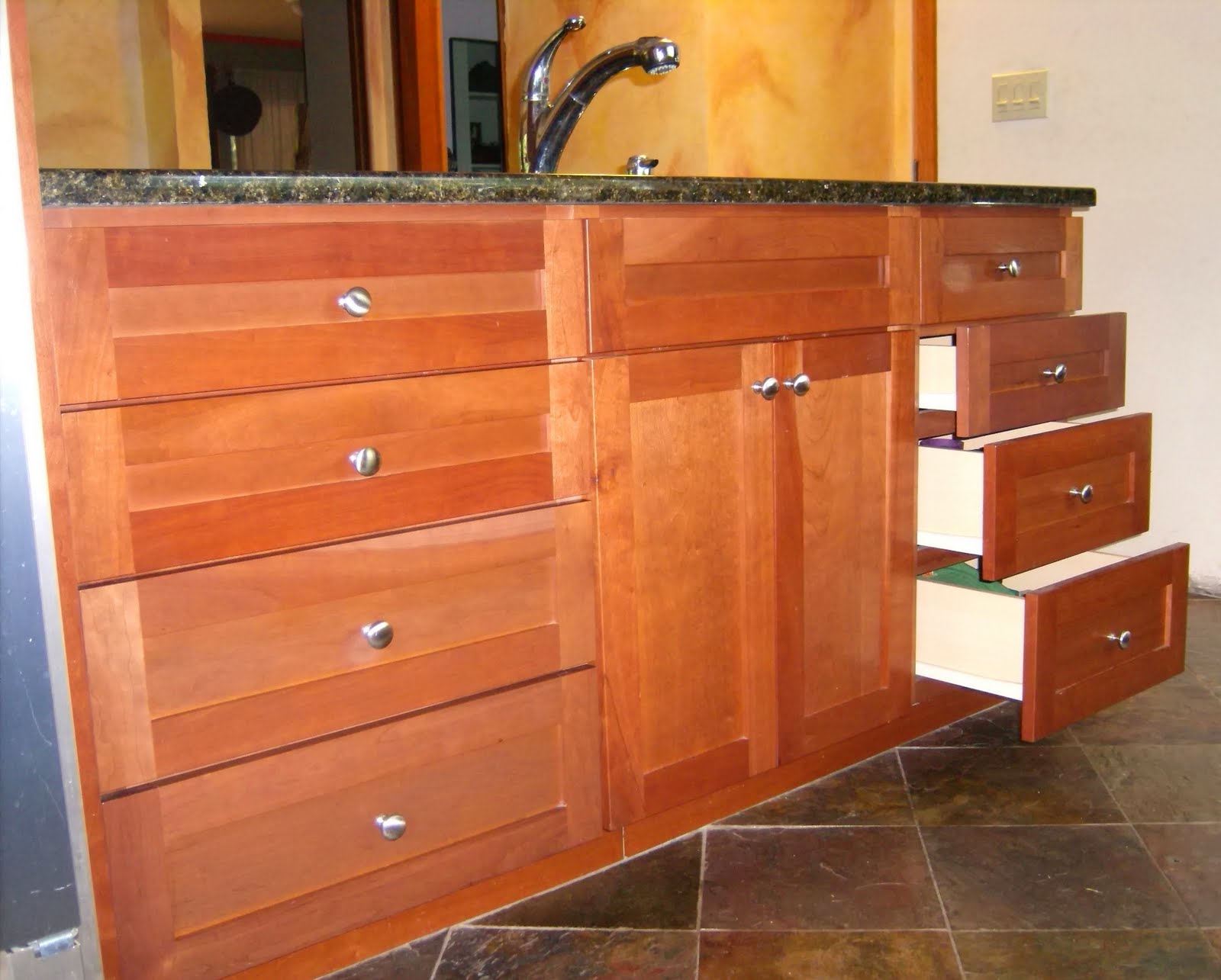 Plans Cabinets With Drawers PDF Woodworking