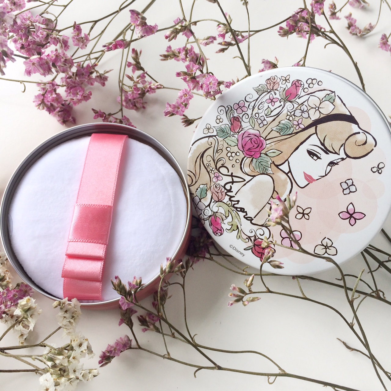 Jodywhat The Mermaid Lifestyle Beauty Blog Its Demo X Pidite Disney Compact Face Powder With Sun Protection Spf22 Pa