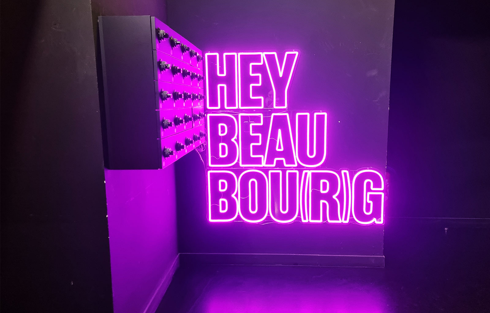 Le Cercle Boxing / Decibel Beaubourg vestiaires