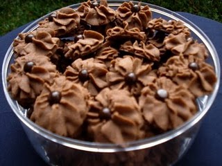 Kue Semprit Coklat