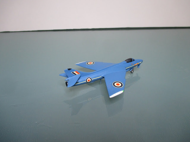 1/144 Hawker Hunter diecast metal aircraft miniature