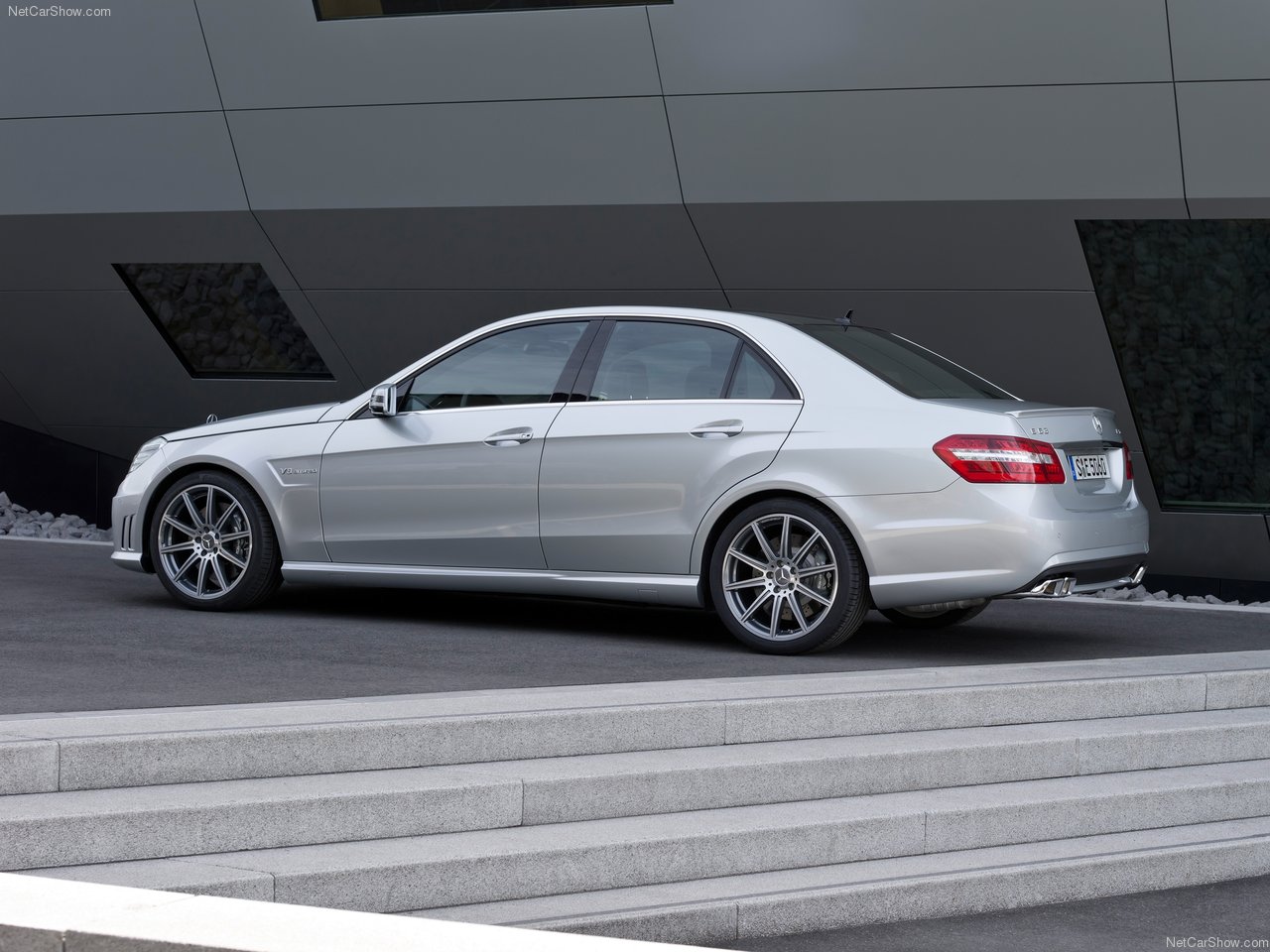 ... wfhn8Vwzdsk/s1600/Mercedes-Benz-E63_AMG_2012_1280x960_wallpaper_06.jpg