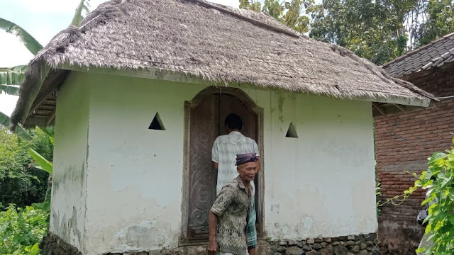 Di gubuk kecil Dusun Menurik lokasi khalwat TGH Mutawalli 