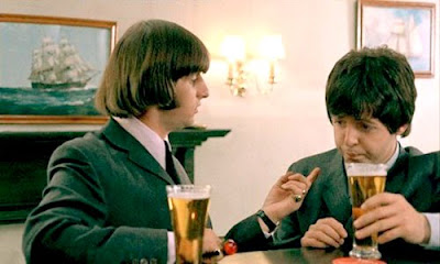 Paul McCartney, Ringo Starr, Beatles, Drinking Beer