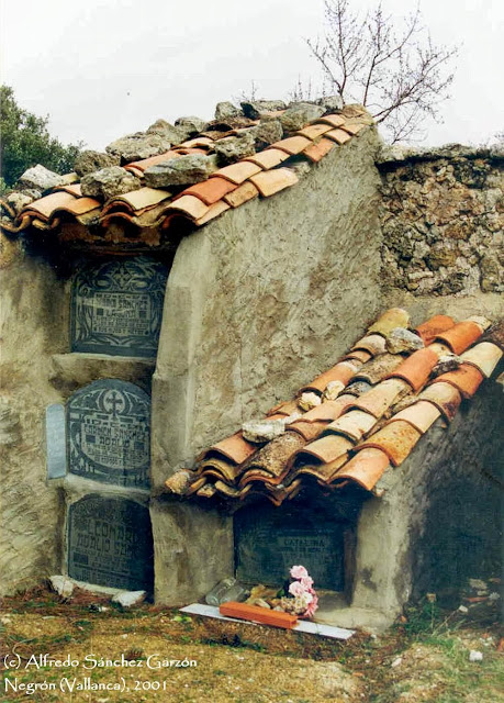 negron-vallanca-valencia-cementerio-nichos