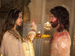 Deepika thanked to Shahid for doing Padmavat with eye to eye contact!