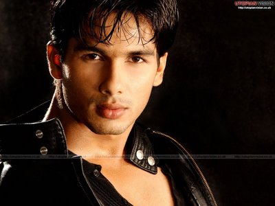 shahid kapoor wallpapers. Shahid Kapoor wallpapers