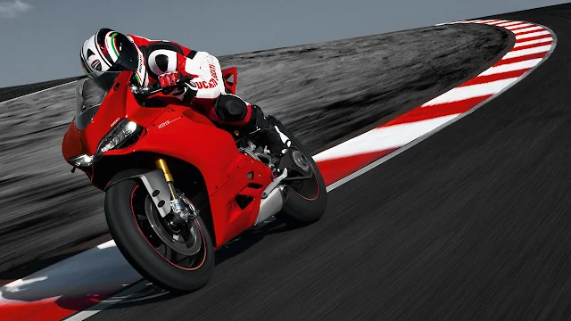 Ducati 1199 Panigale Red Dot Award