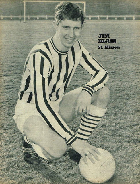 Jim Blair del St Mirren (Revista Goal 1969-06-14).