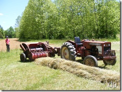 IH 45T baler