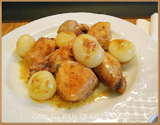 Pollo con cebollitas a la miel