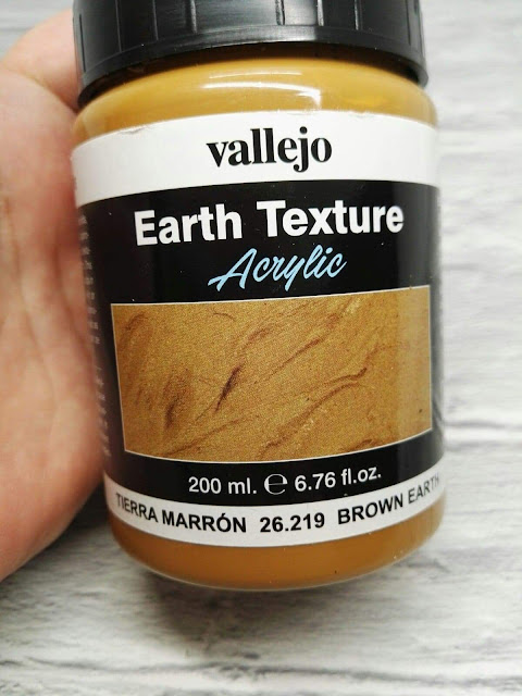 Vallejo Earth Texture Acrilic prodotto per simulare l'effetto terra per diorami e miniature