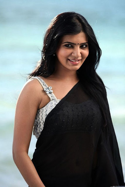 Samantha hot images in sleeveless black saree 