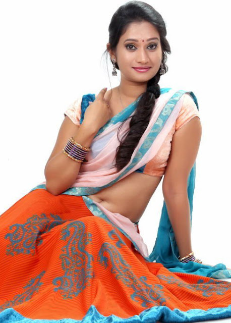 actress navel show 