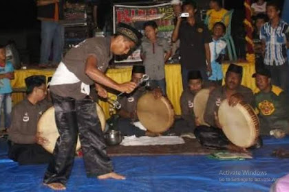 Seni Pertunjukan Tari Dabus Khas Melayu Riau