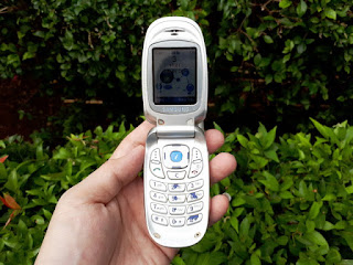 Hape Jadul Samsung SGH-E310 Flip Seken Mulus Kolektor Item