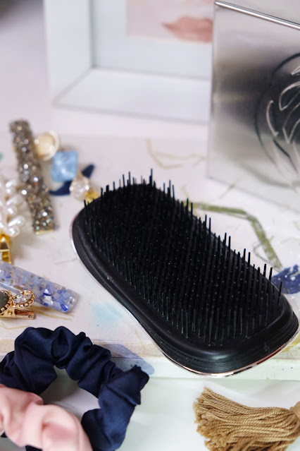 Ikoo Home Detangling Brush Review