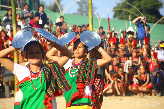 Kachari Naga women performing traditional plate dance at Nagaland Hornbill Festival 2015 1