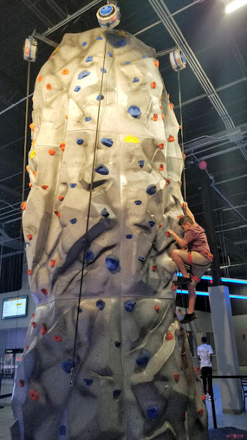 rock wall, allegiant nonstop