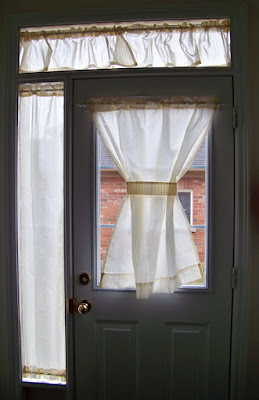 How to Decorate Your Door Window Curtain