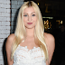 Ava Sambora share Pictures With Her Mother on this Christmas