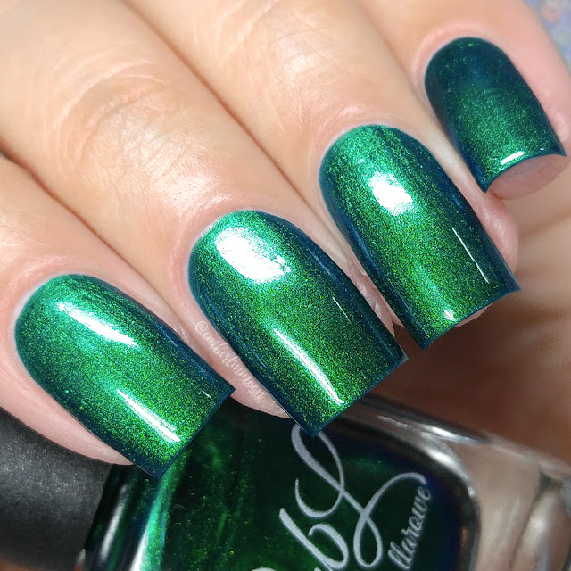 Colors by Llarowe - Emerald Illusion | Swatch & Review