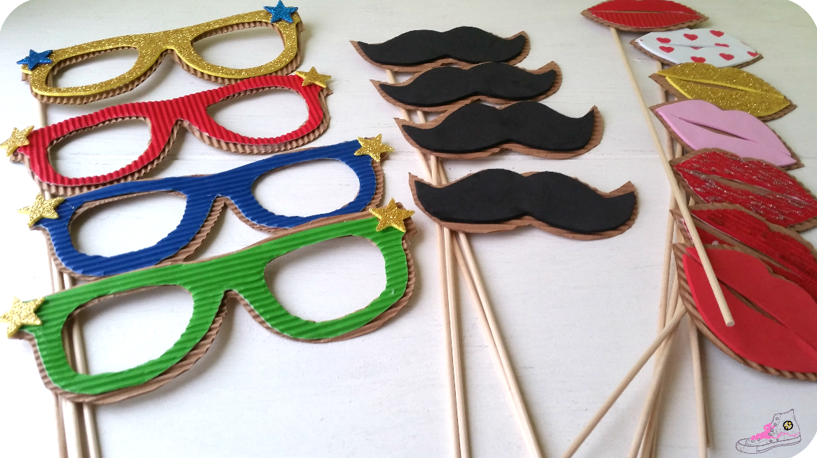 Comprar Accesorios Photocall palito Con bigotes y Bocas y Gafas por