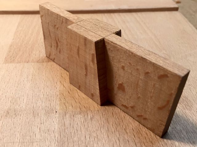 Blue Spruce Woodshop: How To Make A Dovetail Marker