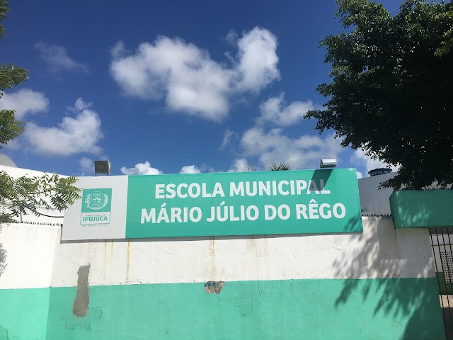 Uma Mensagem do Diretor da escola Modelo para todos alunos.