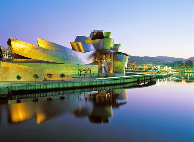 Bảo tàng The Guggenheim Museum Bilbao, Tây Ban Nha