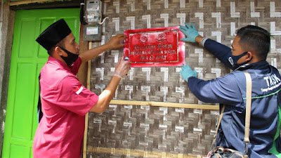 Giliran Pendamping PKH Kecamatan Sikur Yang Mulai Labelisasi Rumah KPM 