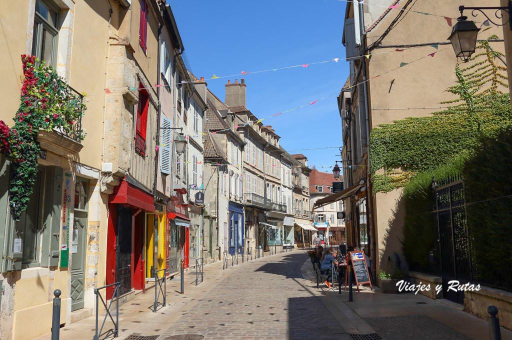 Rue Aristide Briand, Avallon