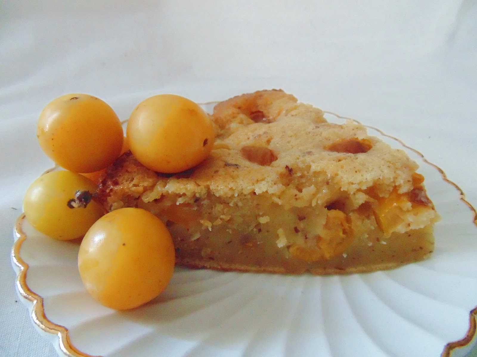 CLAFOUTIS%2BAMANDE%2BMIRABELLES2