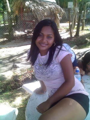 Srilankan girls photos