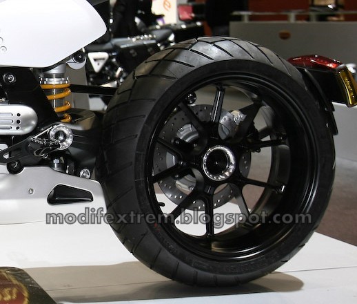 Moto Guzzi V12 Strada Concept Moto Guzzi V12 Strada Concept