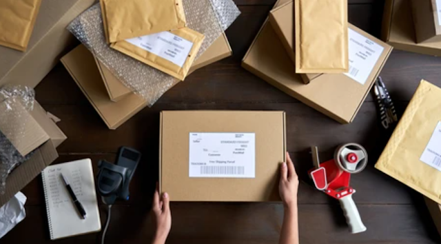 Exploring Different Shipping and Fulfillment Options for E-commerce