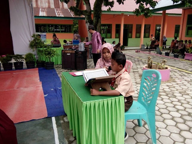 Acara Perpisahan Bapak Ardin Pasaribu, S.Pd.SD Yang Telah Memasuki Usia Pensiun