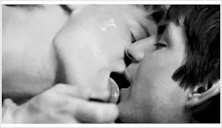 Justin Taylor - Brian Kinney - Gay kiss