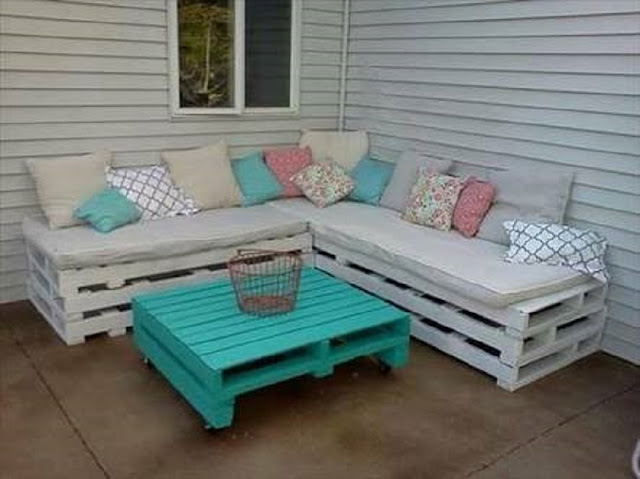 sofa from pallet