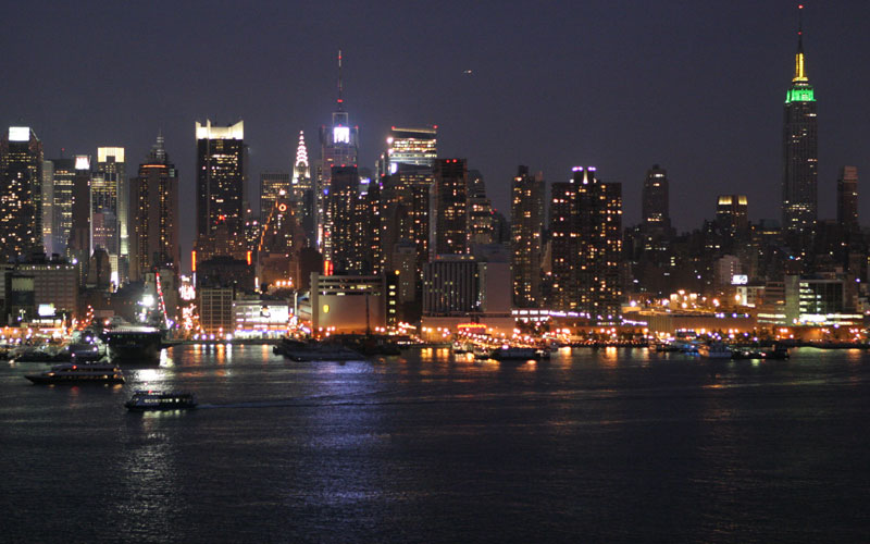 new york city skyline at sunset. cool new york city pictures.