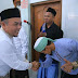 Bupati Labuhanbatu Melaksanakan Jumling dan Menyerahkan Bantuan Kepada Pengurus Kenaziran di Masjid Ar- Ridho