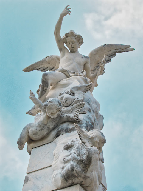 jiemve, le temps d'une pose, Italie, Les Cinq Terres, Le Cinque Terre, Corniglia, Monterosse, Riomaggiore, villages, statue, anges