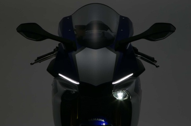 http://global.yamaha-motor.com/jp/showroom/event/report_2014_eicma.html