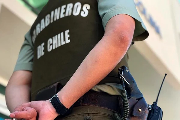 Carabineros detiene a mujer que asaltó a colectivero