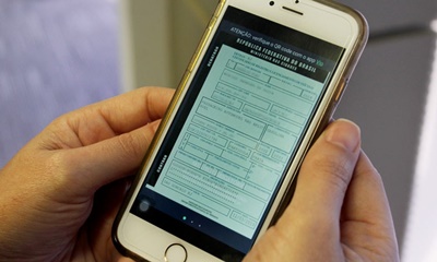 Documento digital de veículos está disponível em todo o Brasil; impressão pode ser feita em casa