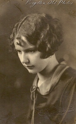 Girl with wavy hair Dorset