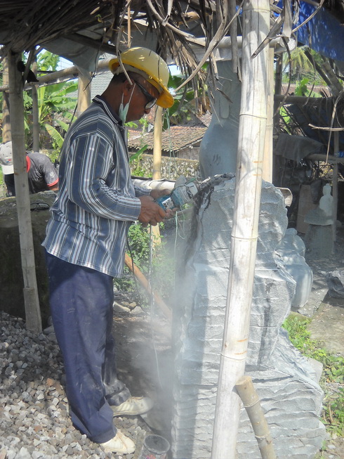 ARCA NUSANTARA  pengrajin batu  muntilan